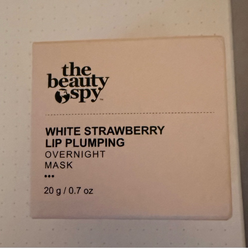 The Beauty Spy White Strawberry Lip Plumping Mask
